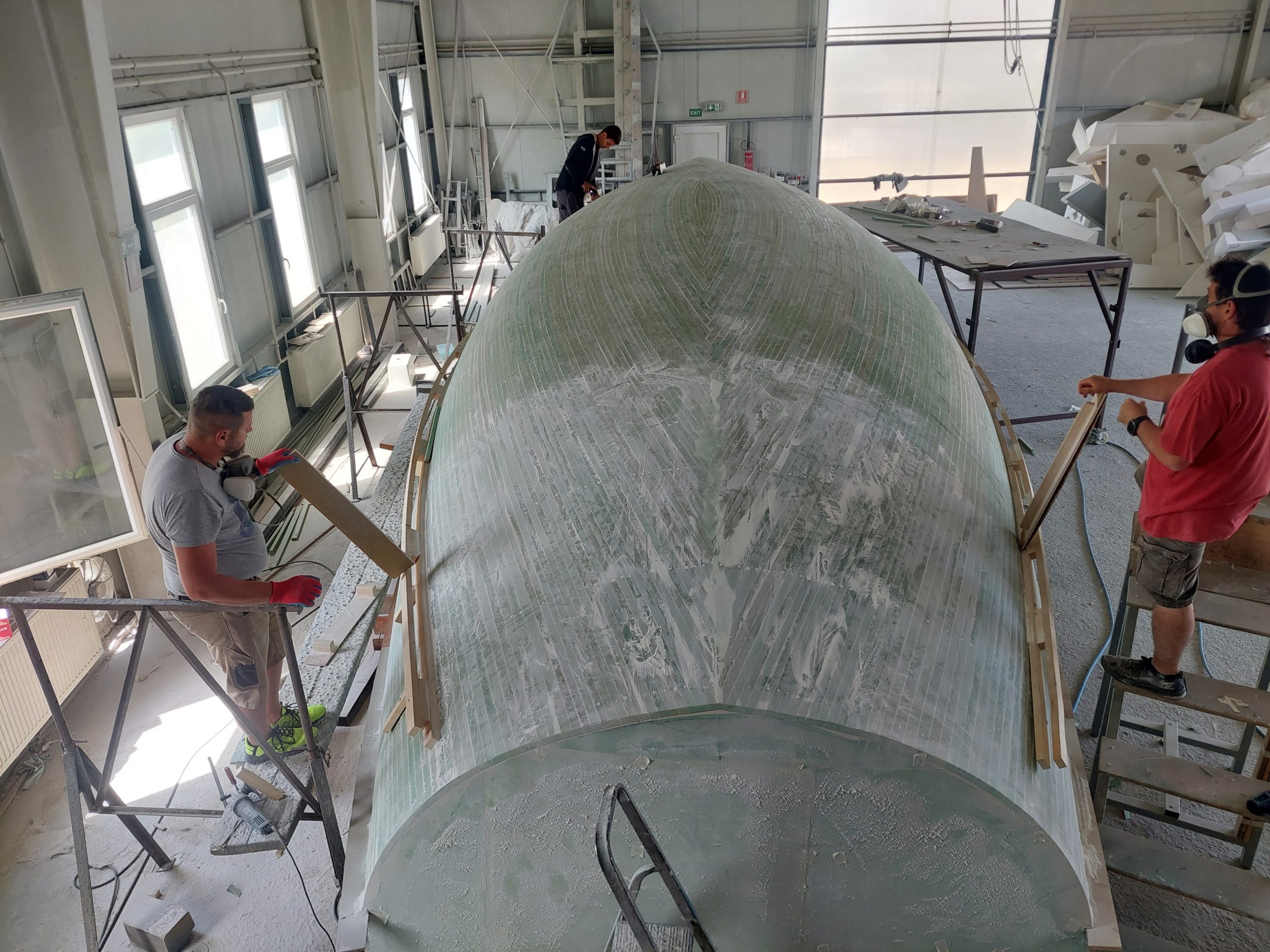 Rengeteg habléc és illesztés