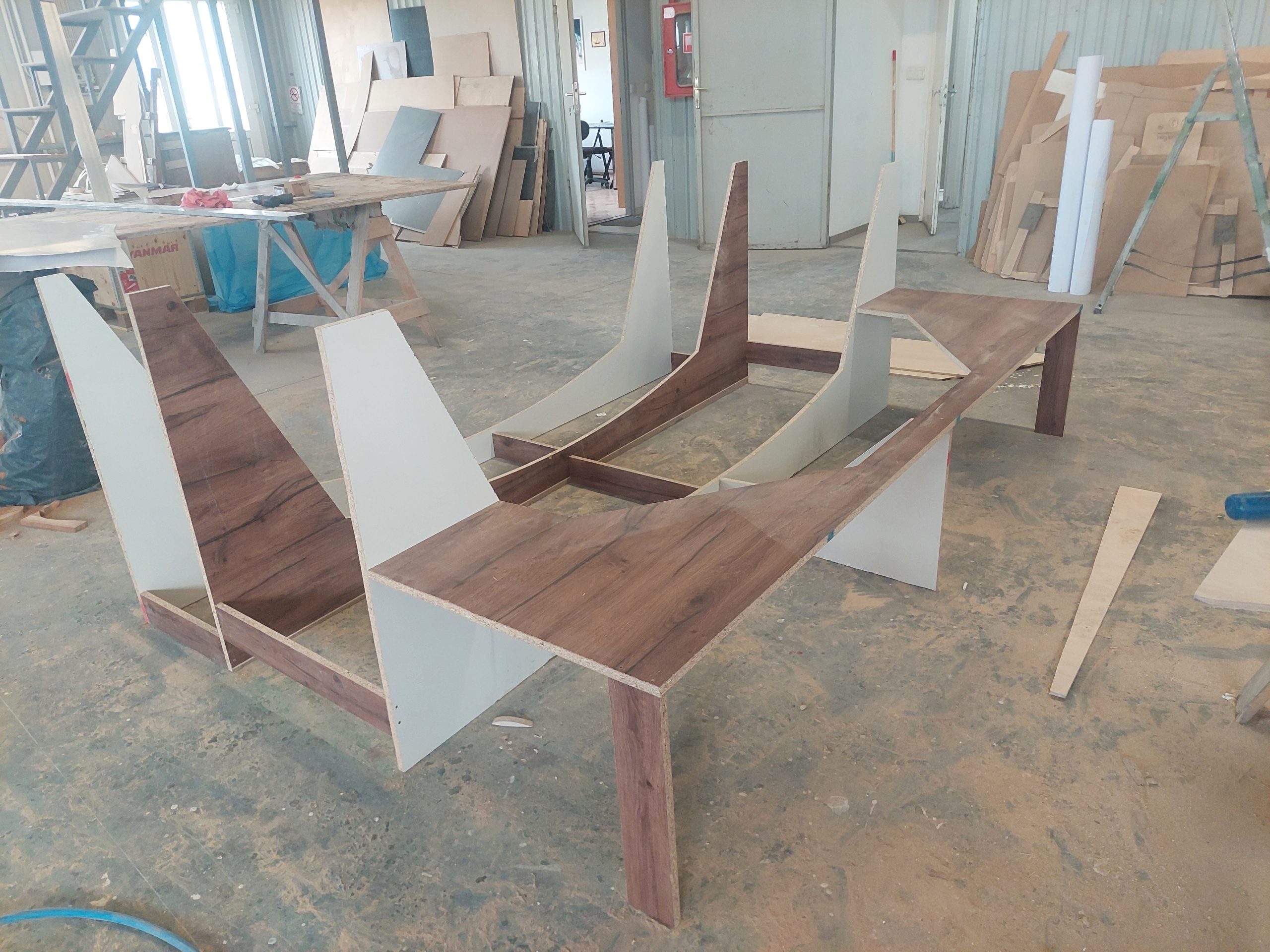 Kártyavár, igaz egészen kicsi ….